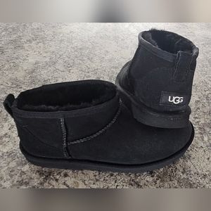 Ugg ultra mini boot